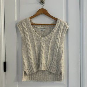 AE Cable Knit Sweater Vest